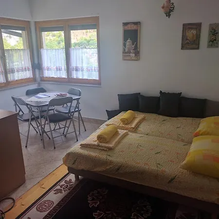 Makeljica House * Blagaj